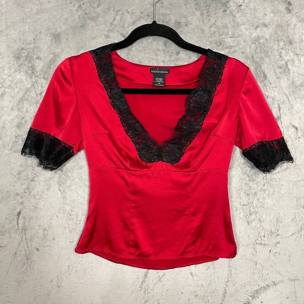 Y2K Moda International Silk Lace Red Black Vampy Top XS Party Going Out Clubwear